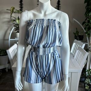 My style Small blue and white striped absolutely adorable shorts romper